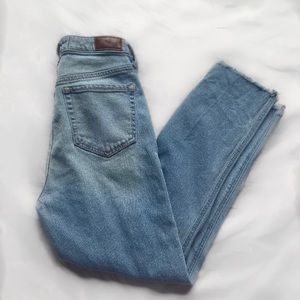 Hollister Ripped Mom Jeans